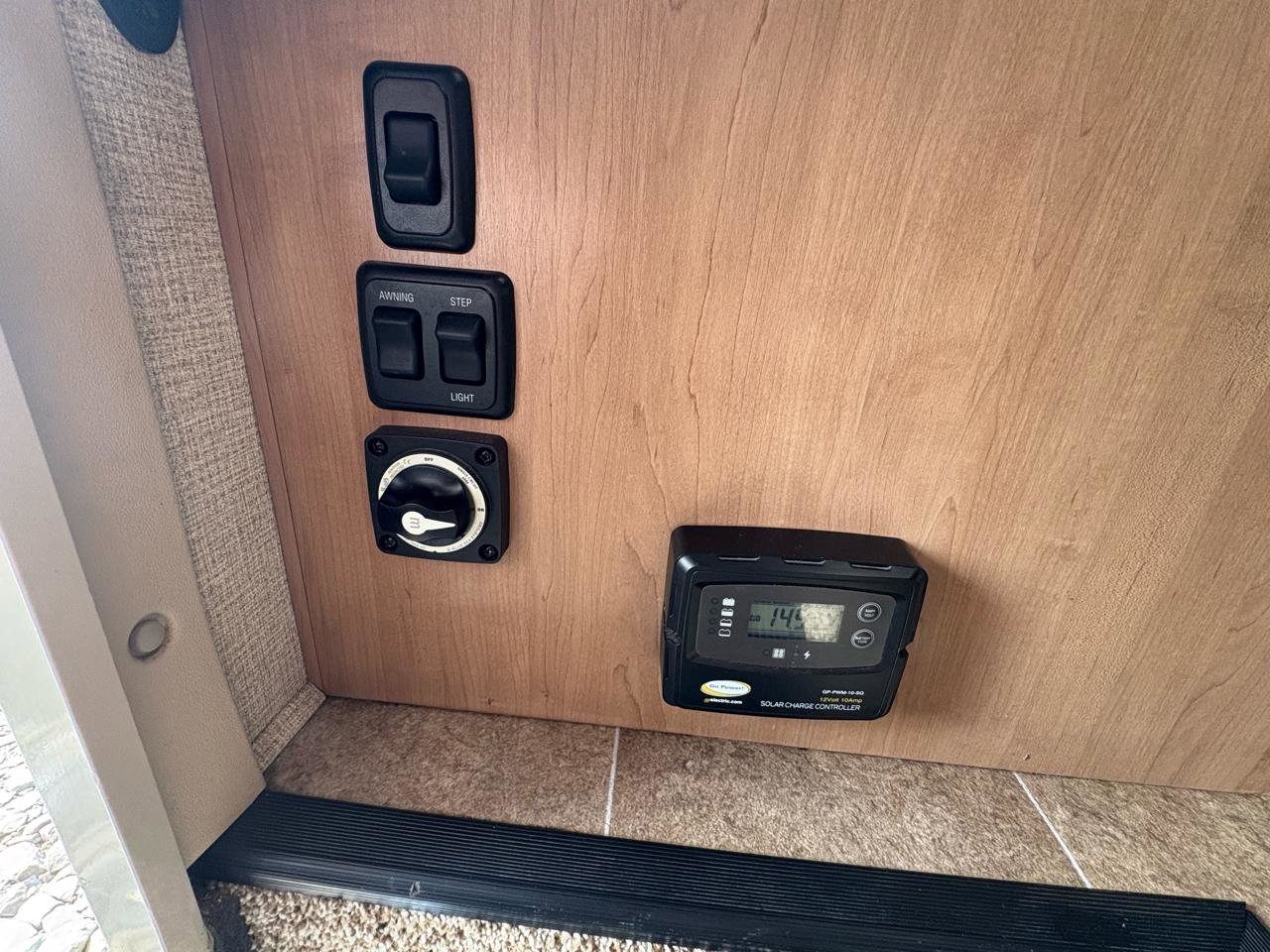 Used 2018 Ford E-450 and Econoline 450 Super Duty w/ Motorhome Prep Package RWD image 88