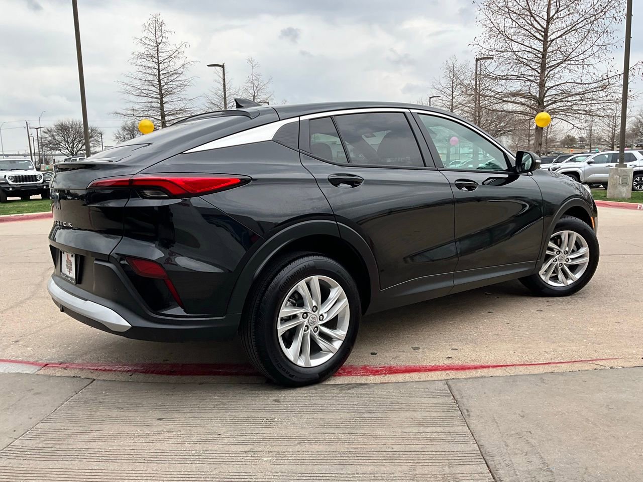 Used 2025 Buick Envista Preferred image 5