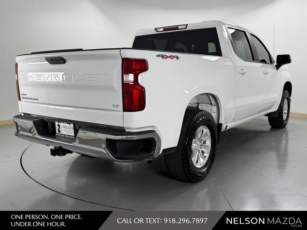 Used 2020 Chevrolet Silverado 1500 LT w/ Convenience Package AWD/4WD image 6