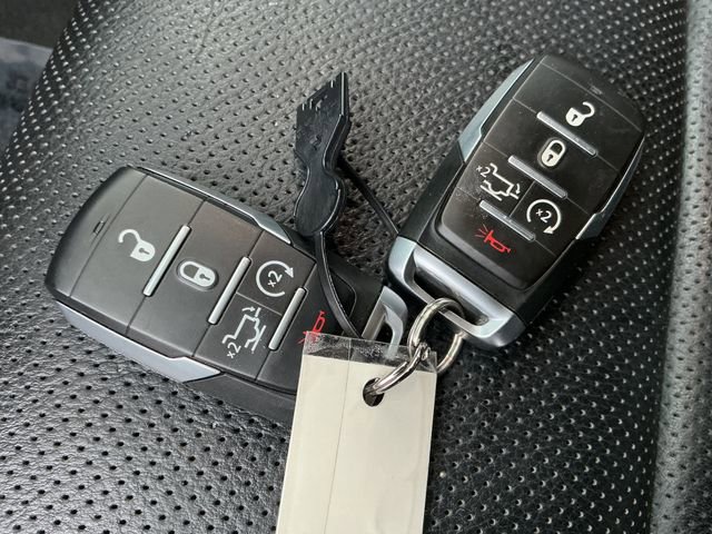 Used 2022 RAM 1500 Limited w/ Body-Colour Bumper Group image 53