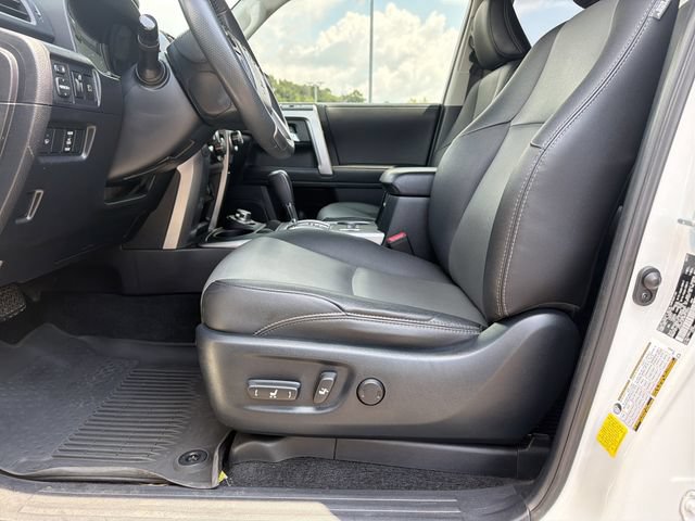 Used 2021 Toyota 4Runner SR5 Premium w/ Moonroof Package AWD/4WD image 7