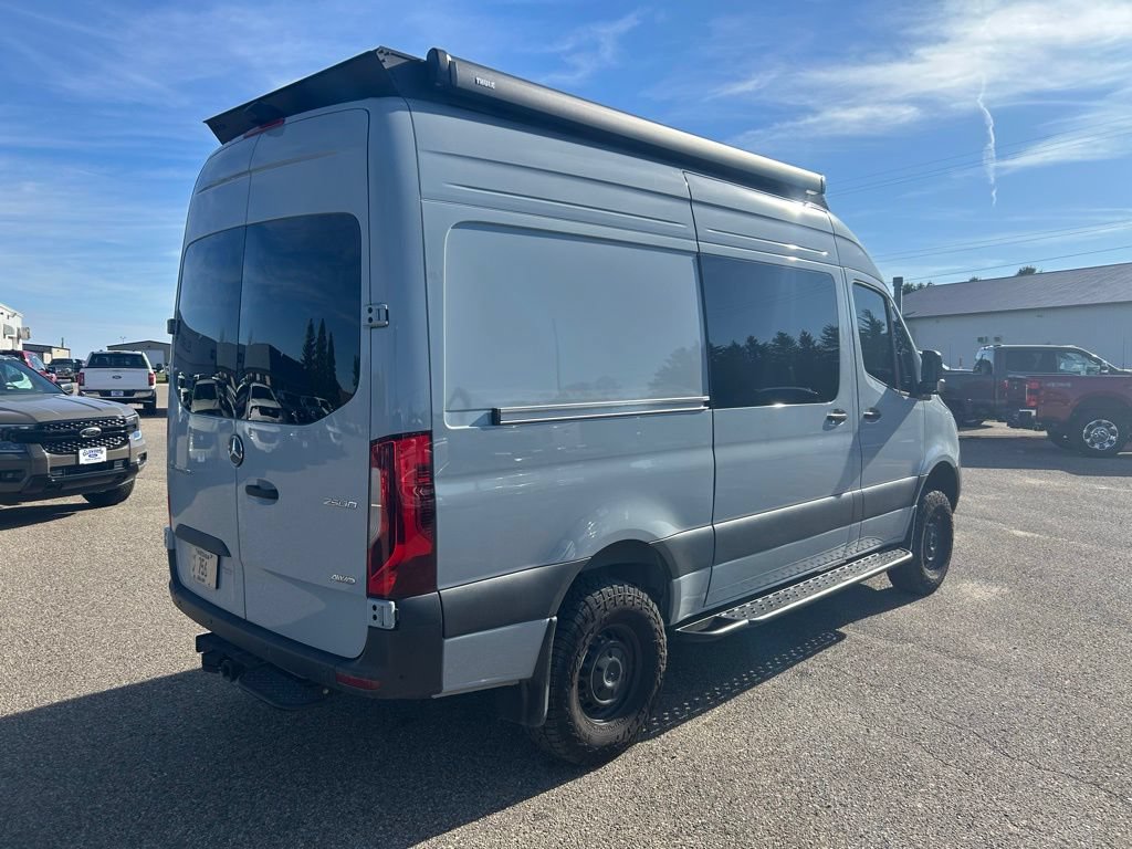 Used 2024 Mercedes-Benz Sprinter 2500 image 7