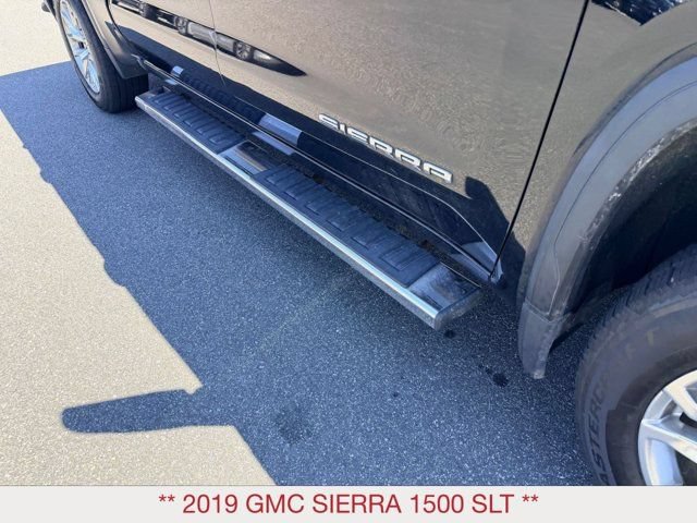 Used 2019 GMC Sierra 1500 SLT w/ SLT Premium Package AWD/4WD image 9