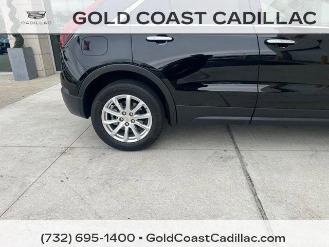 Certified 2023 Cadillac XT4 Luxury w/ Cold Weather Package FWD image 6