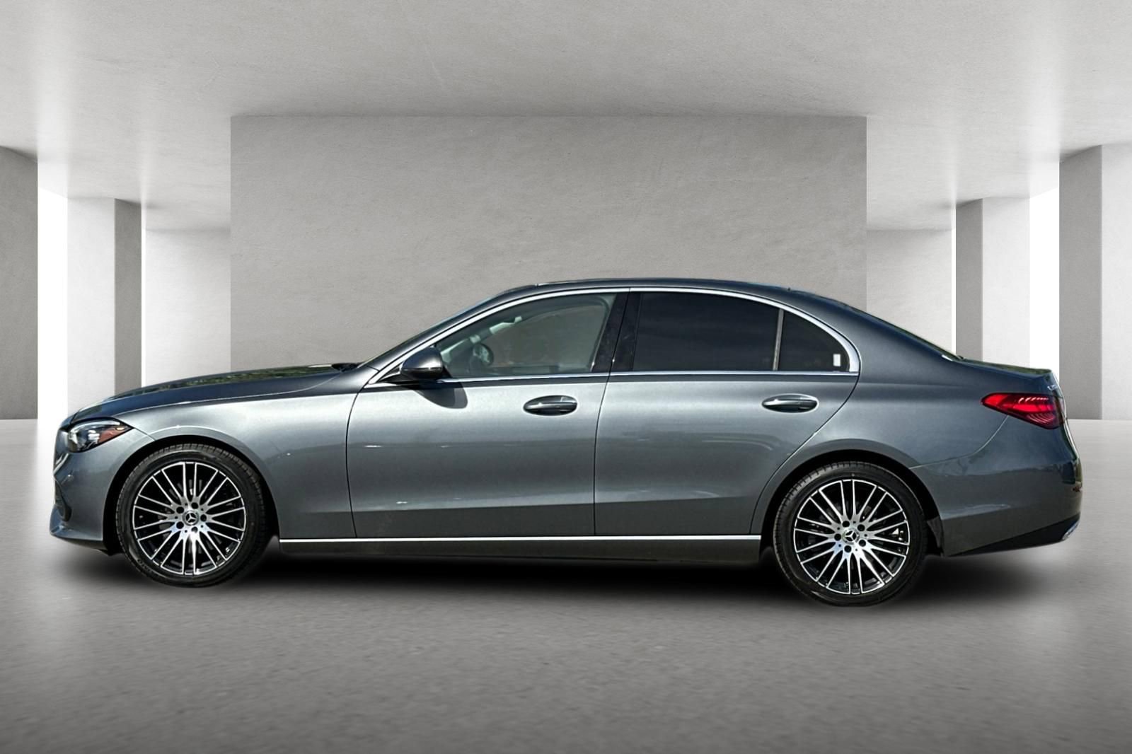 Used 2023 Mercedes-Benz C 300 Sedan image 7