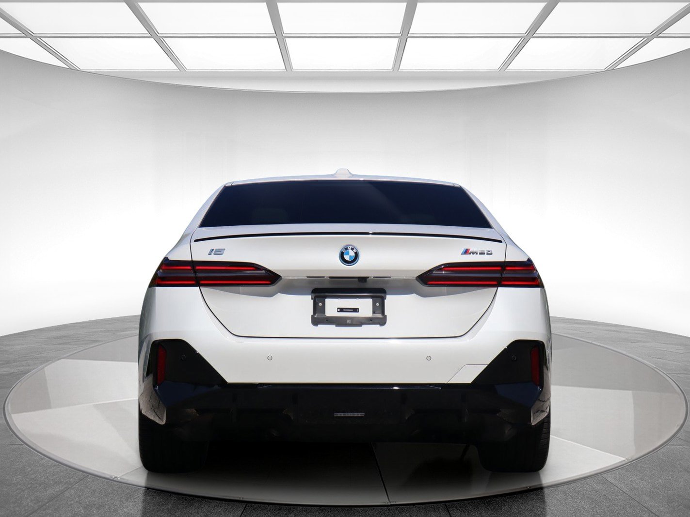 Used 2024 BMW i5 M60 w/ Premium Package AWD/4WD image 7
