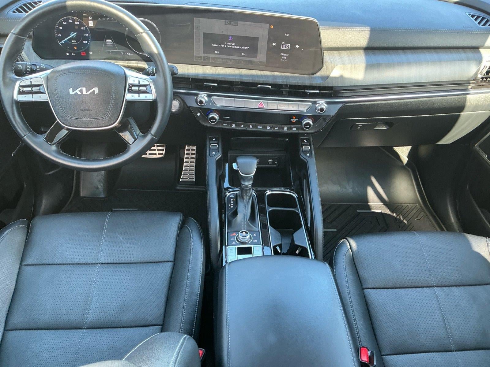 Used 2025 Kia Telluride SX w/ SX Captain's Chair Package AWD/4WD image 11