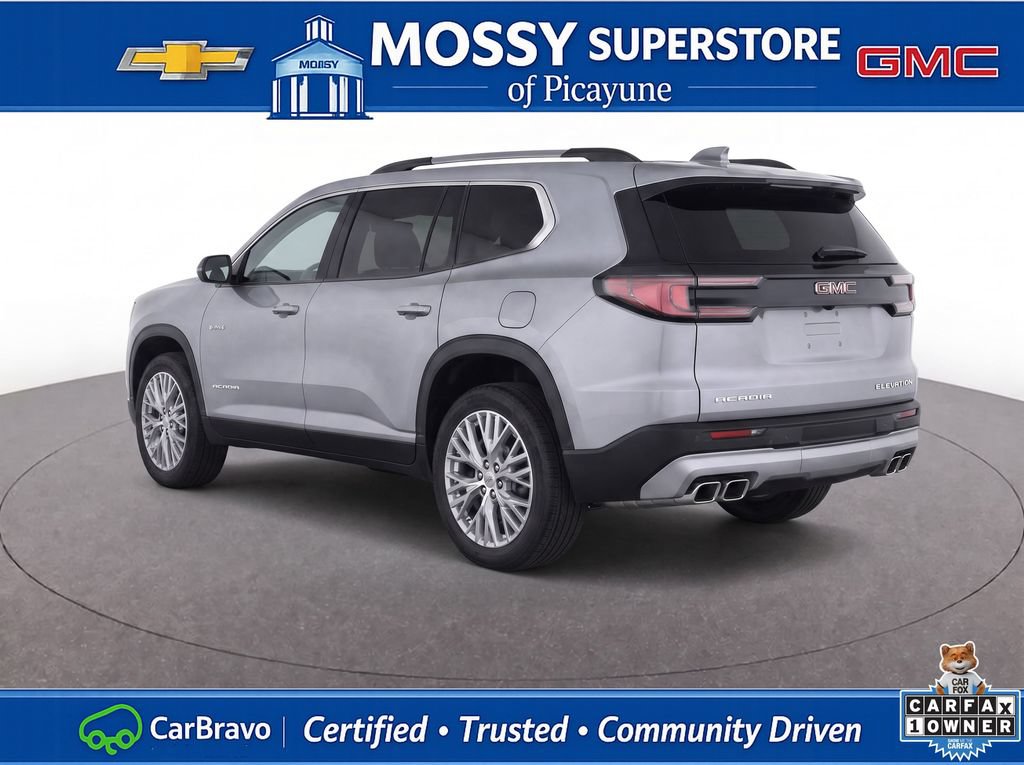 Certified 2026 GMC Acadia Elevation w/ Elevation Premium Package FWD image 4