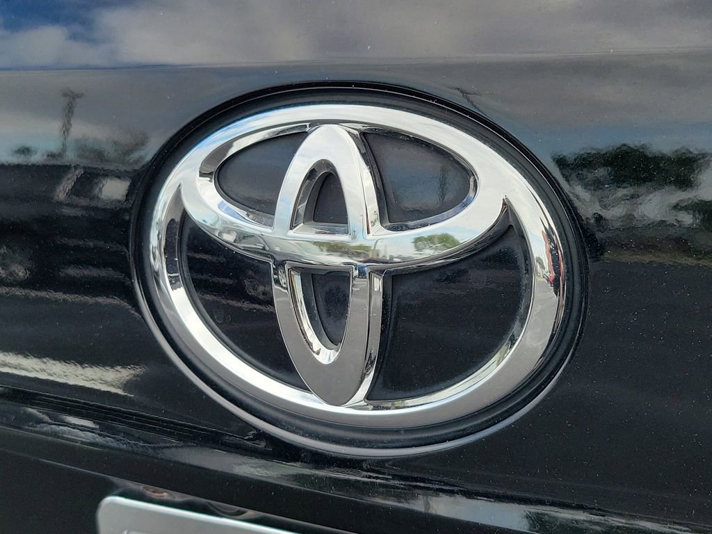 Used 2021 Toyota Highlander Platinum image 11