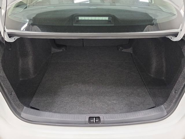 Certified 2025 Toyota Corolla LE FWD image 31