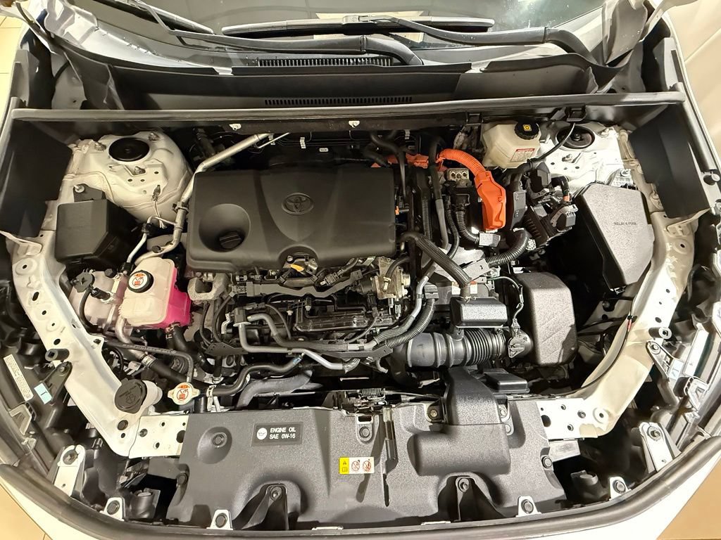Certified 2024 Toyota RAV4 LE AWD/4WD image 10