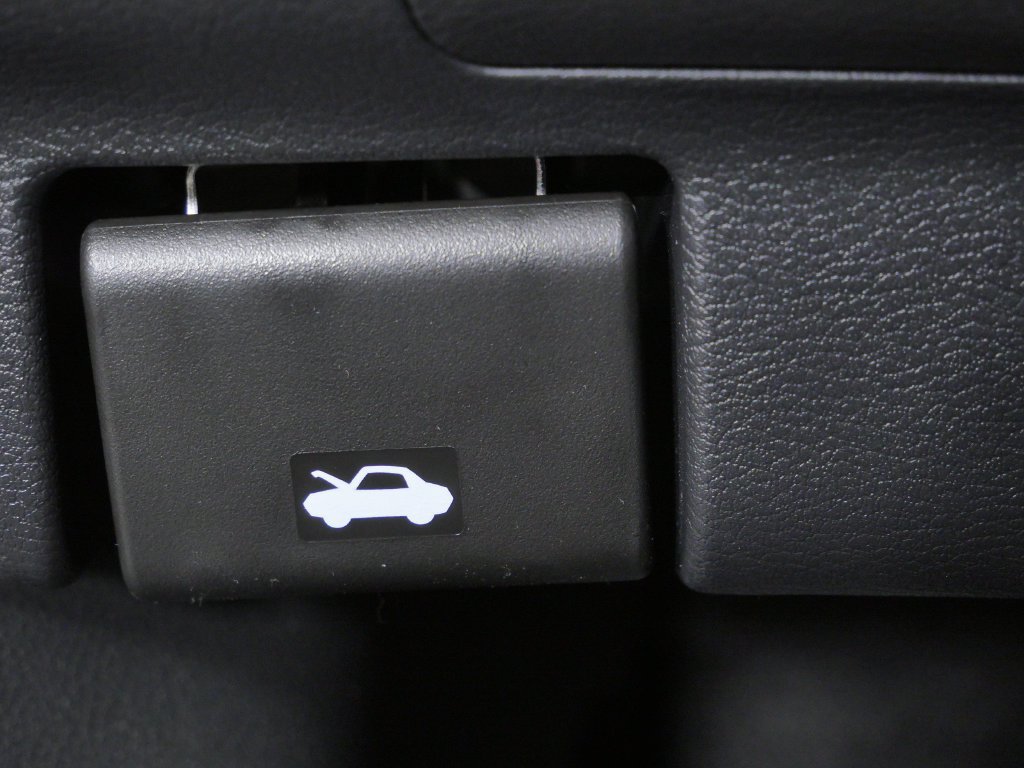 New 2027 Nissan Kicks SV AWD/4WD image 22