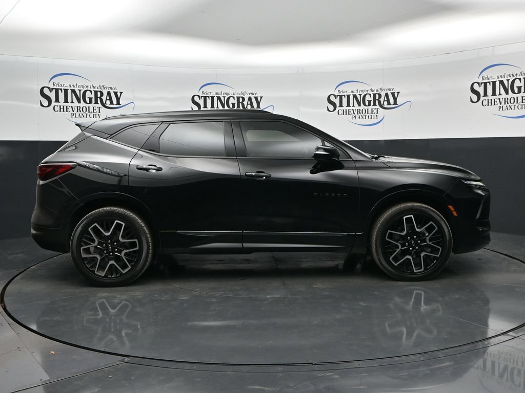 Certified 2023 Chevrolet Blazer RS w/ Driver Confidence II Package FWD image 8
