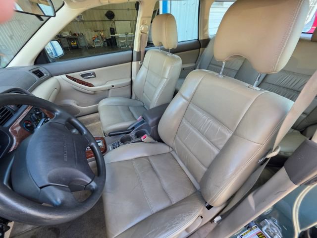 Used 2004 Subaru Outback image 14