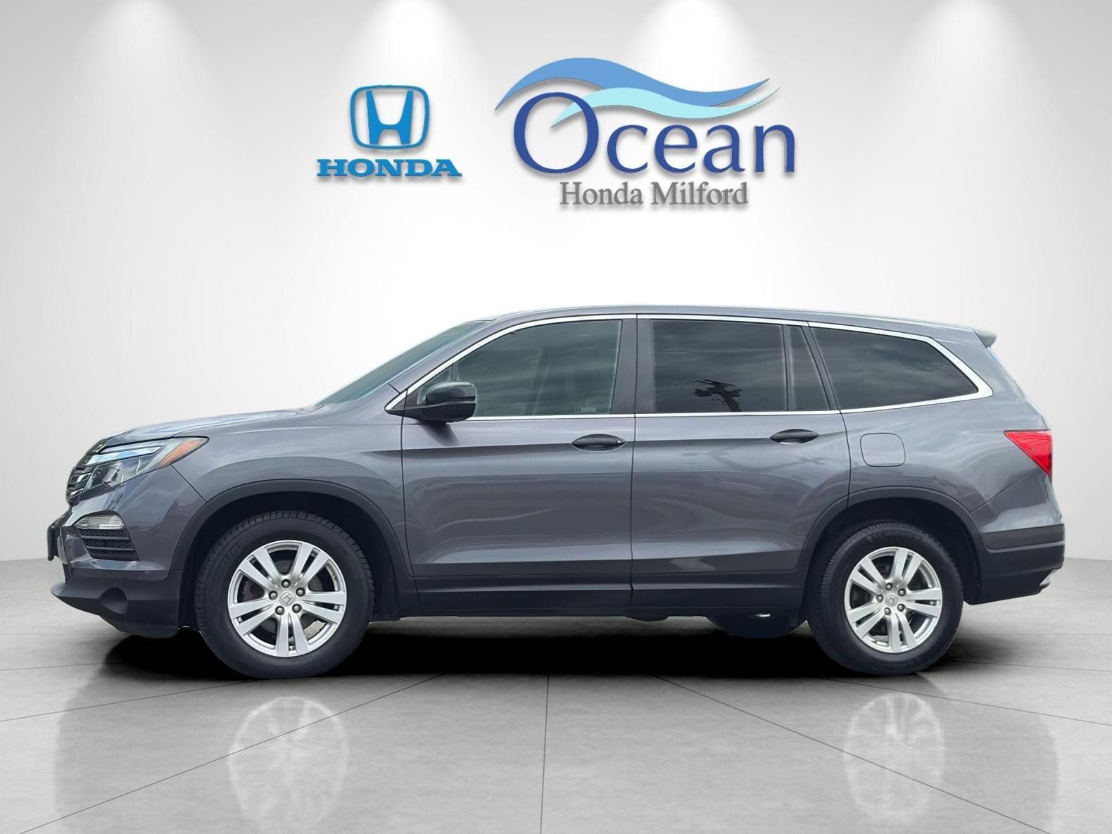 Used 2018 Honda Pilot LX image 6