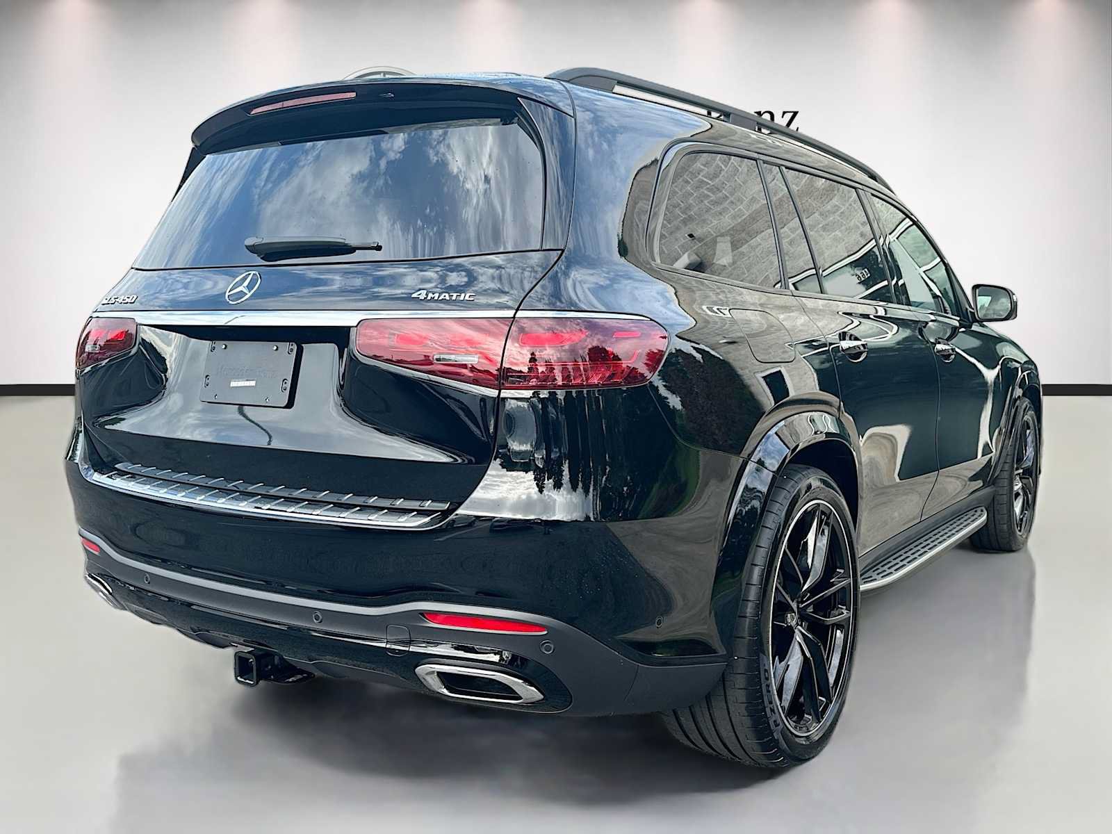 New 2026 Mercedes-Benz GLS 450 4MATIC image 5