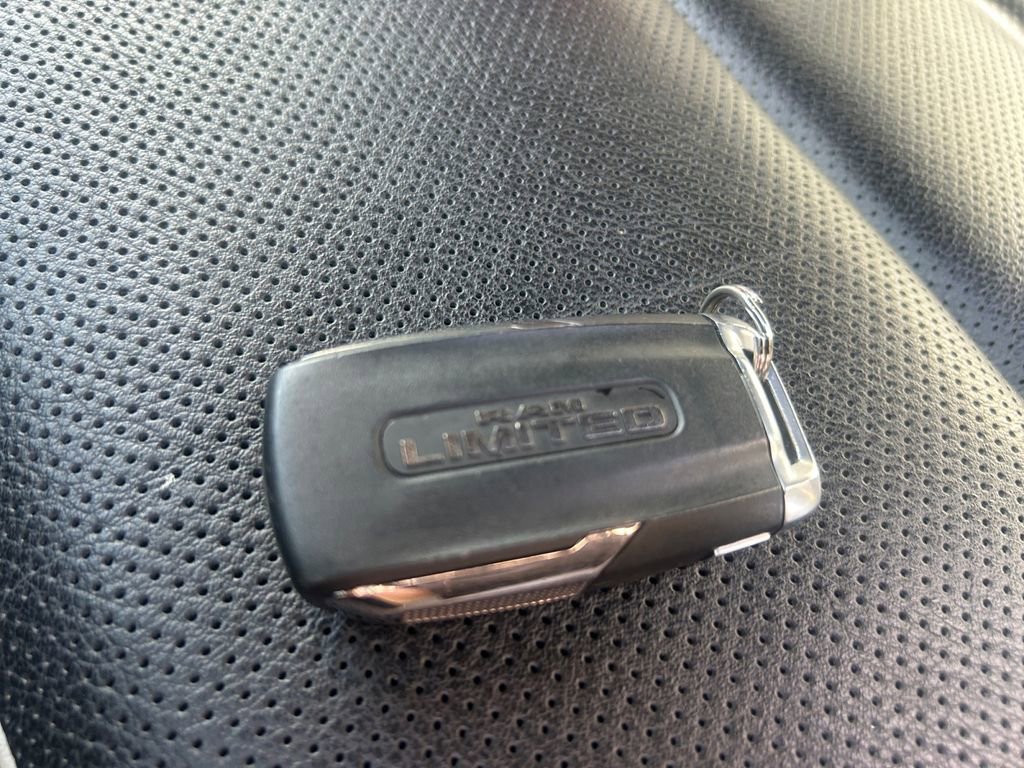 Used 2024 RAM 1500 Limited image 33