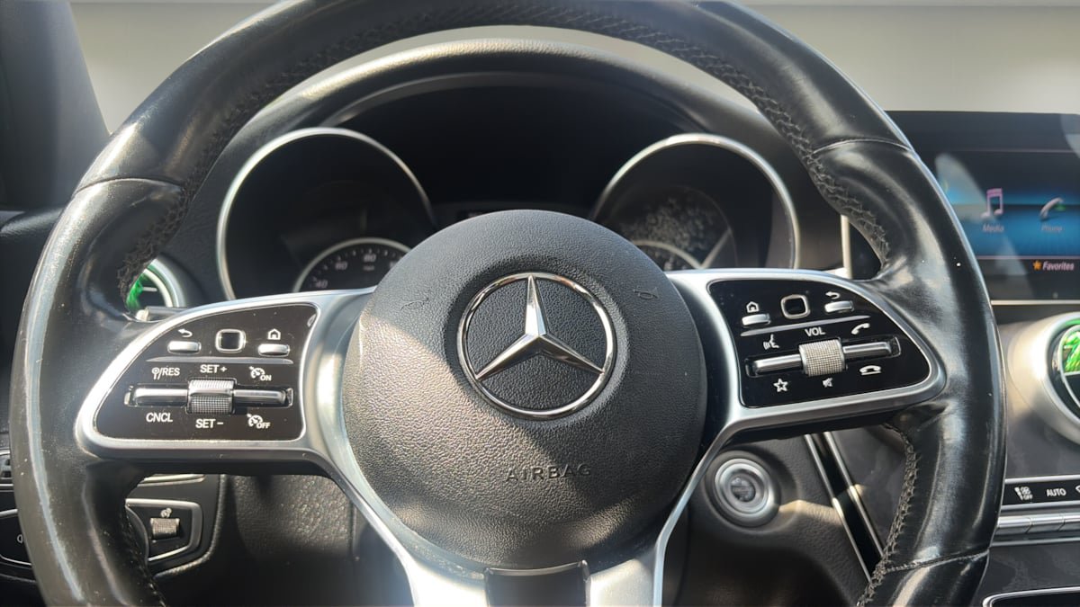 Used 2020 Mercedes-Benz C 300 4MATIC Sedan image 16