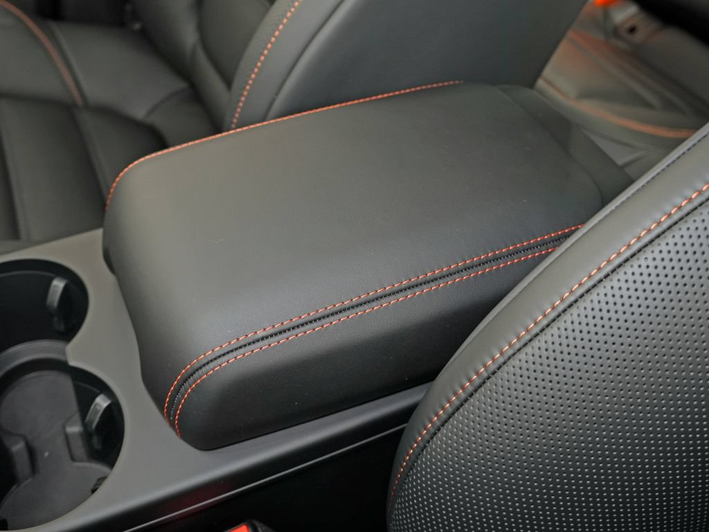 New 2026 Porsche Macan GTS AWD/4WD image 30