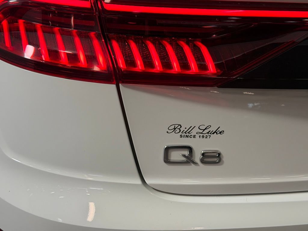 Used 2023 Audi Q8 Premium Plus w/ Premium Plus Package AWD/4WD image 12