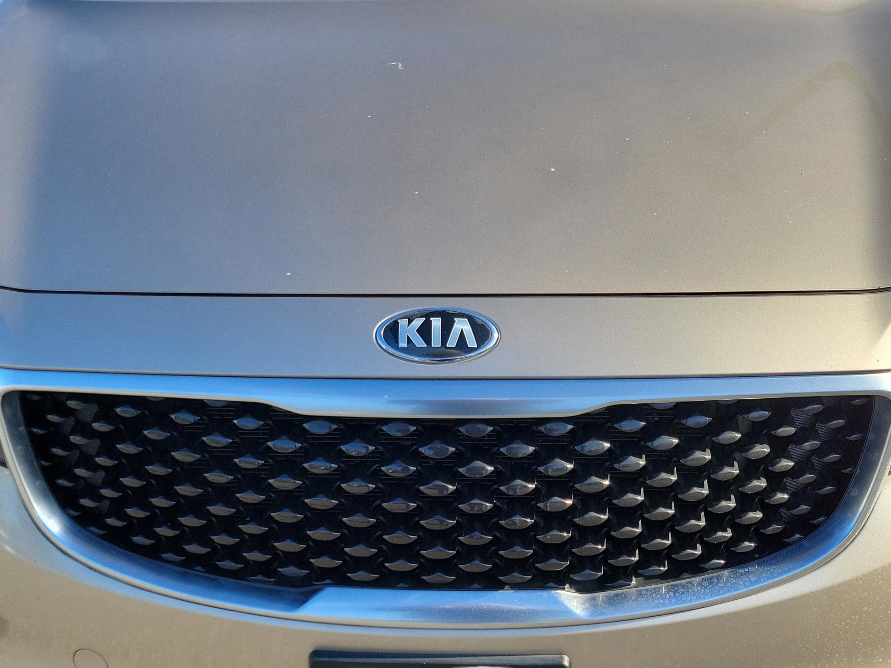 Used 2016 Kia Sedona LX w/ LX Convenience Package image 15