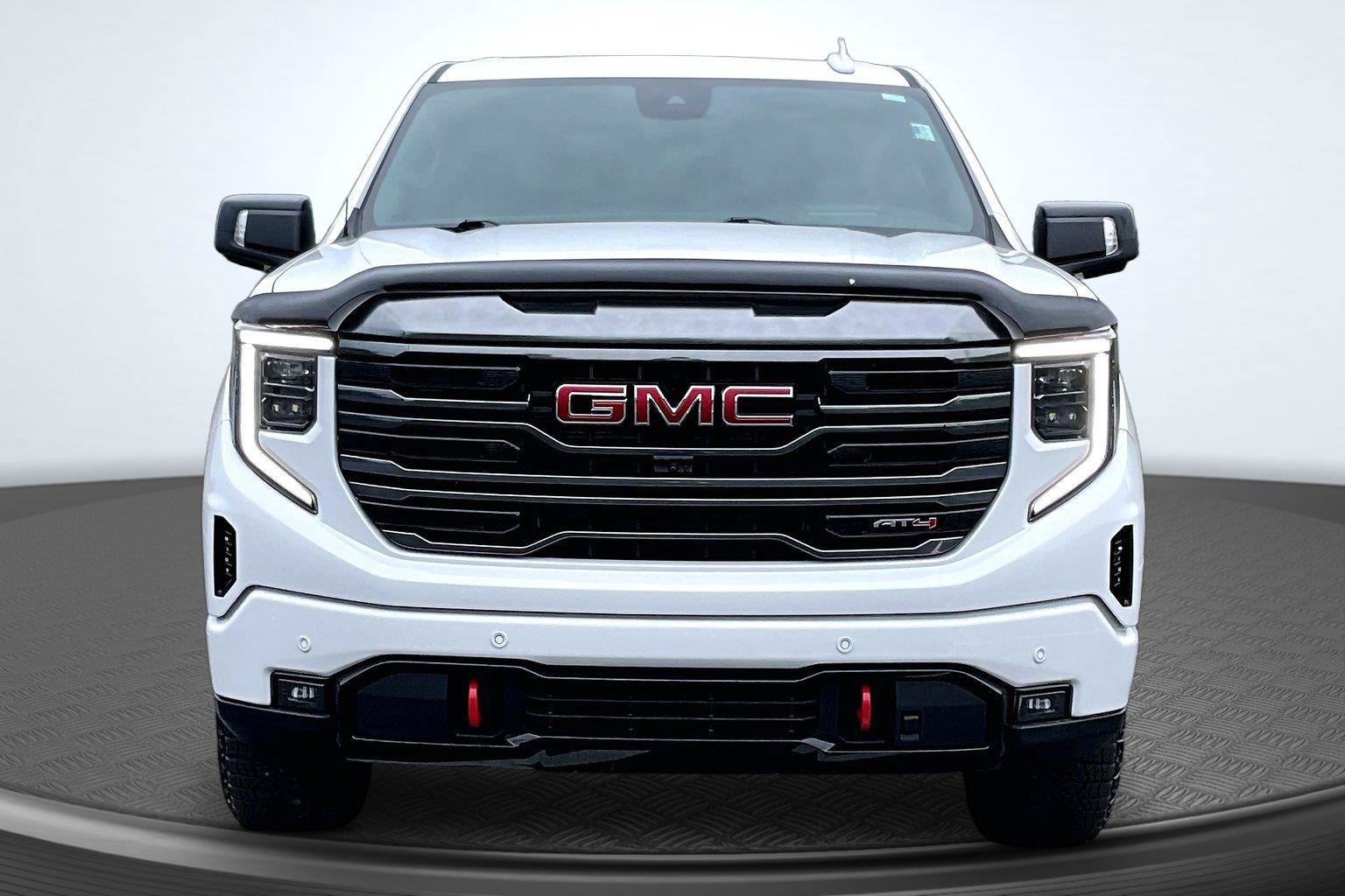 Used 2024 GMC Sierra 1500 AT4 w/ Technology Package AWD/4WD image 3