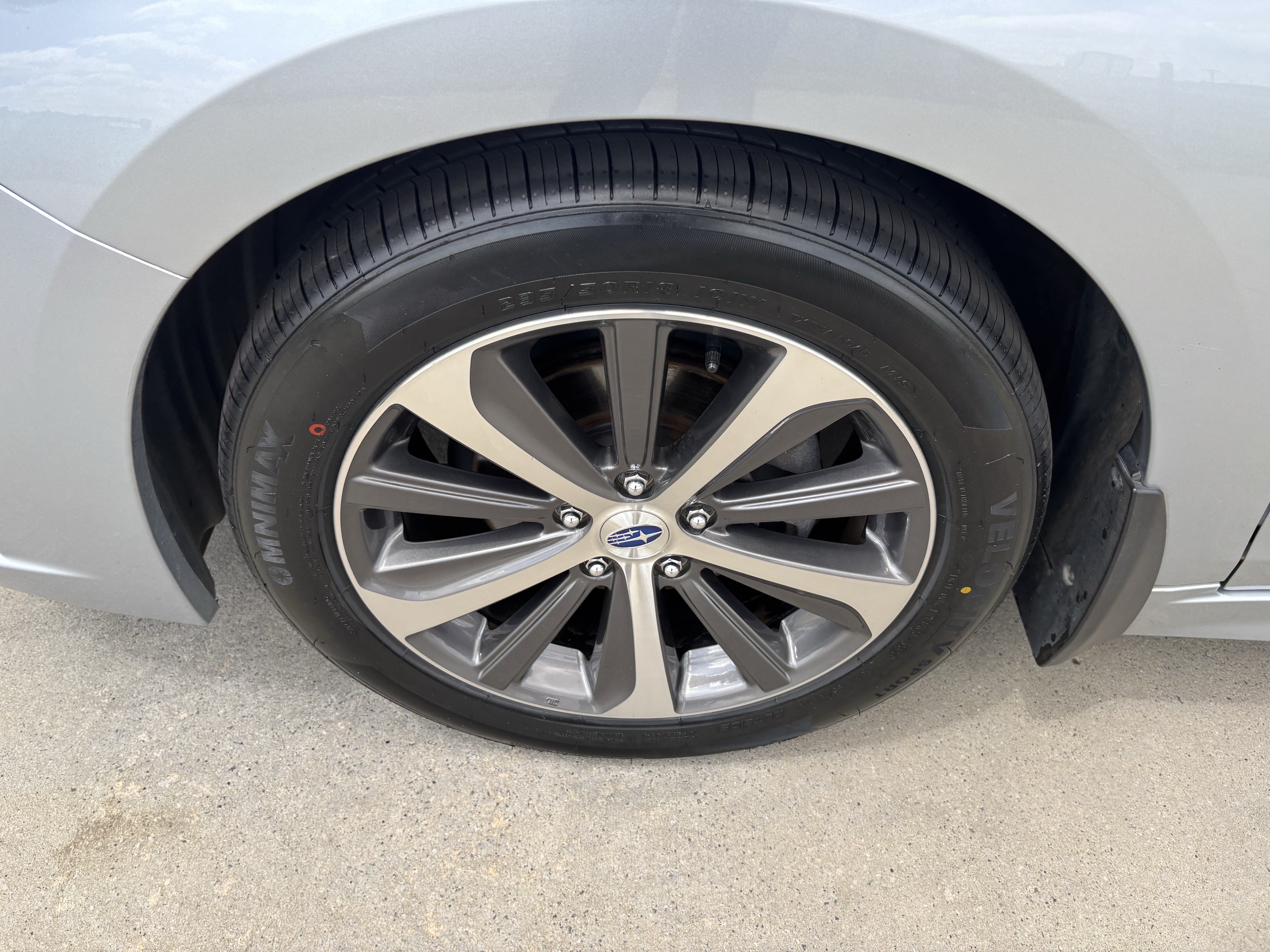 Used 2017 Subaru Legacy 2.5i Limited AWD/4WD image 13