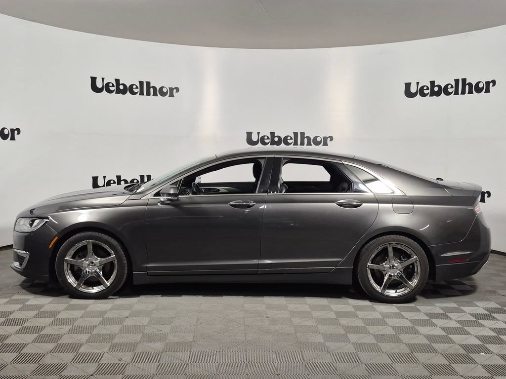 Used 2018 Lincoln MKZ Premiere w/ Magnetic Appearance Package FWD image 4