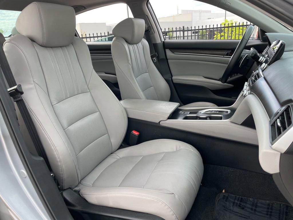 Certified 2018 Honda Accord EX-L image 28