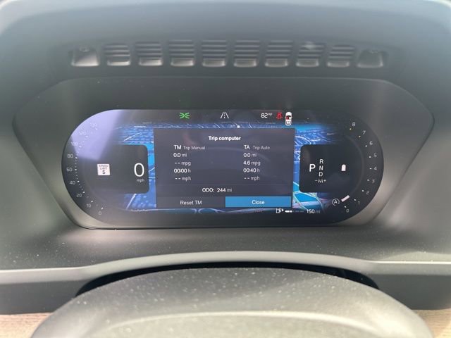 New 2026 Volvo XC90 B6 Plus w/ Protection Package Premier AWD/4WD image 18
