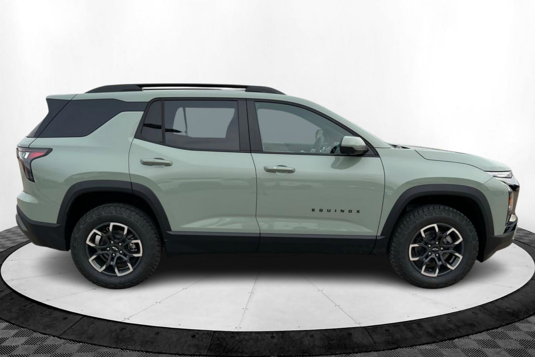 New 2026 Chevrolet Equinox ACTIV image 7