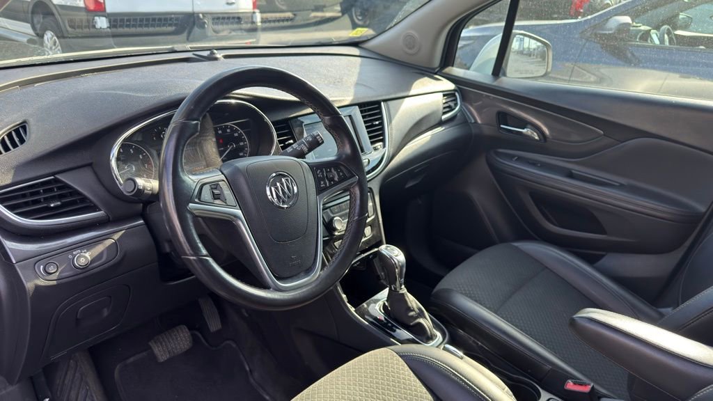 Used 2022 Buick Encore Preferred w/ Safety Package image 9