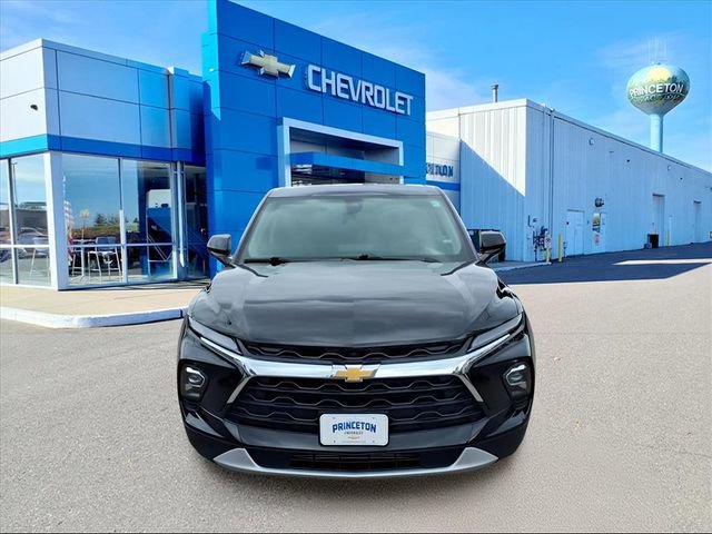 Used 2025 Chevrolet Blazer LT image 9