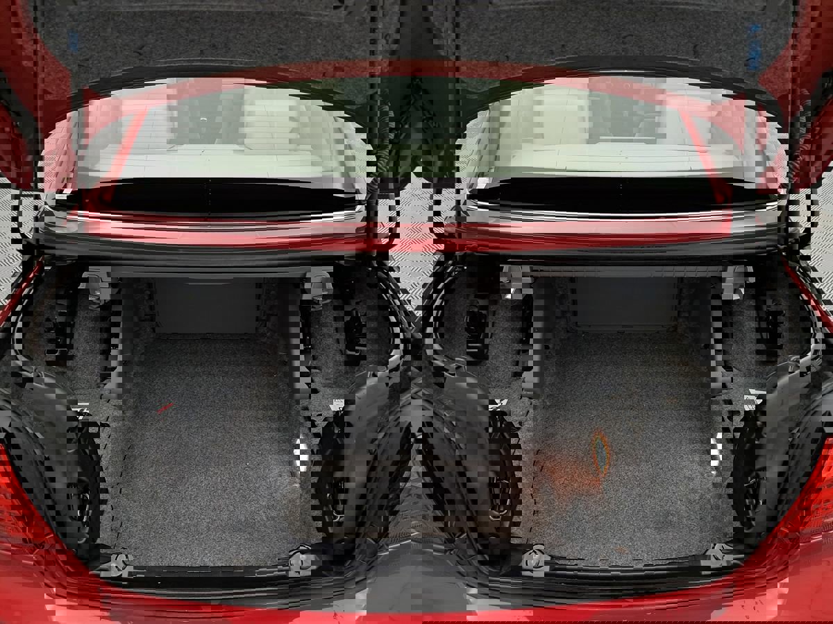 Used 2012 BMW 328i Convertible image 18