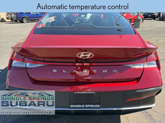 Used 2025 Hyundai Elantra SEL image 6