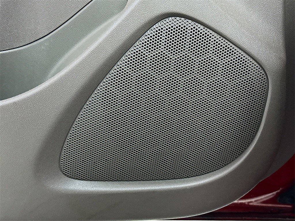 Used 2016 Chevrolet Malibu LT image 19