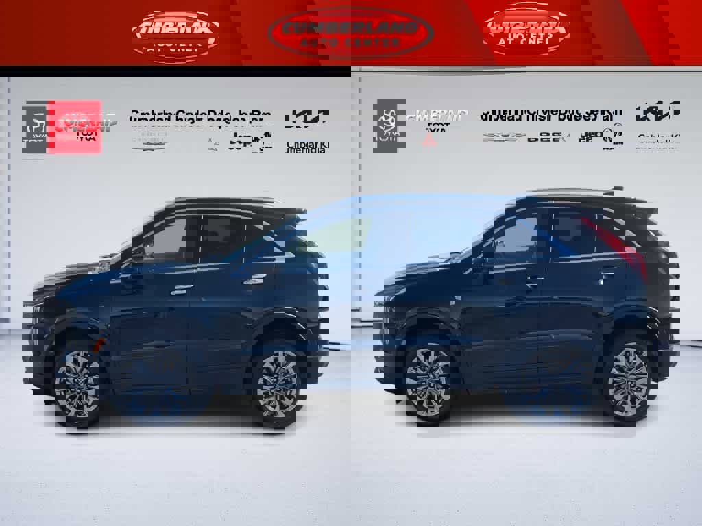 Used 2024 Cadillac XT4 Premium Luxury image 5