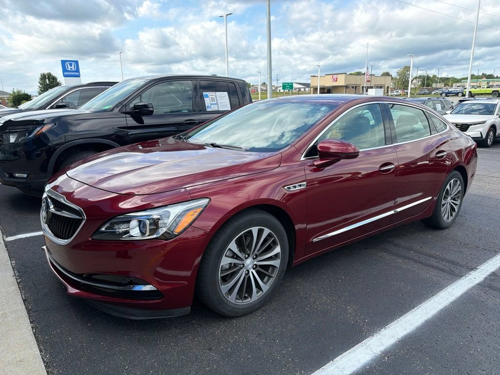 Used 2017 Buick LaCrosse Premium w/ Sun and Shade Package AWD/4WD image 4