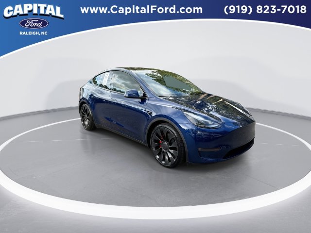 Used 2023 Tesla Model Y Performance AWD/4WD image 2