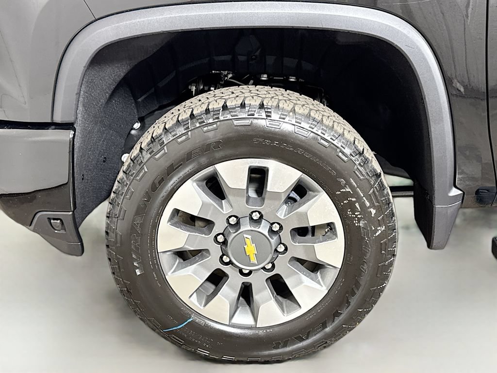 New 2026 Chevrolet Silverado 2500 Custom w/ Custom Value Package AWD/4WD image 19