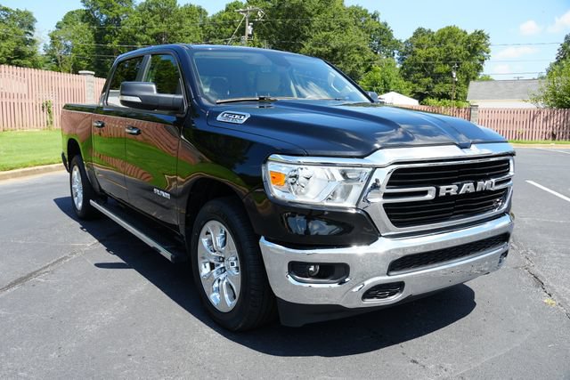 Used 2020 RAM 1500 Big Horn RWD image 1