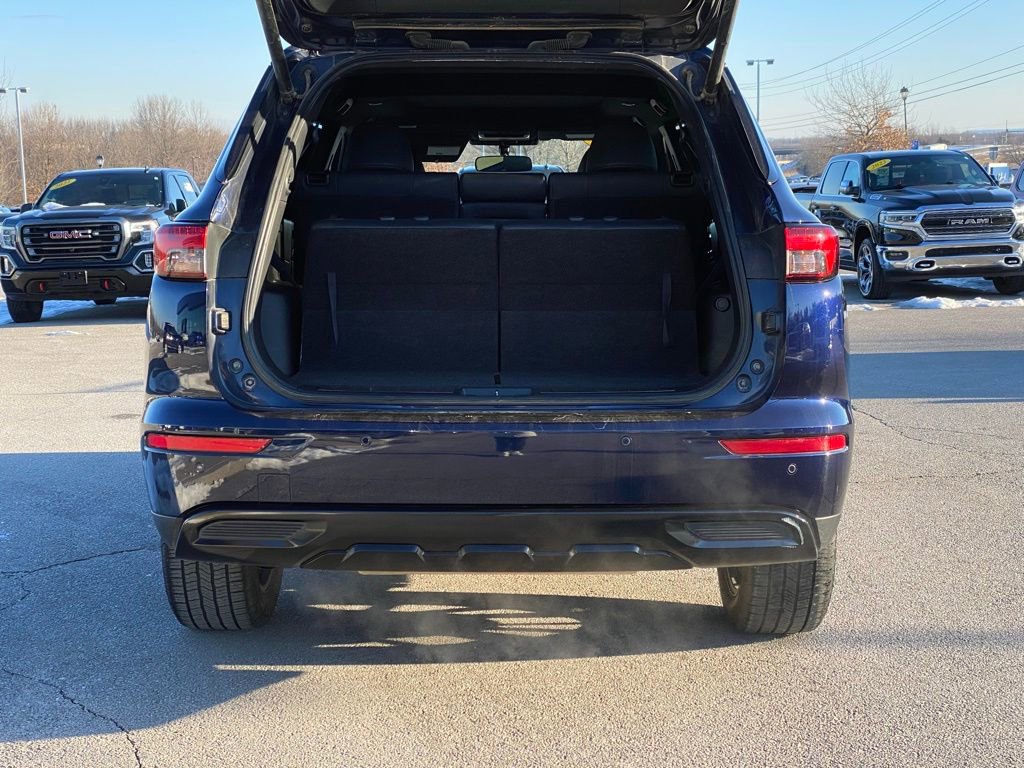 Used 2022 Mitsubishi Outlander SE image 7