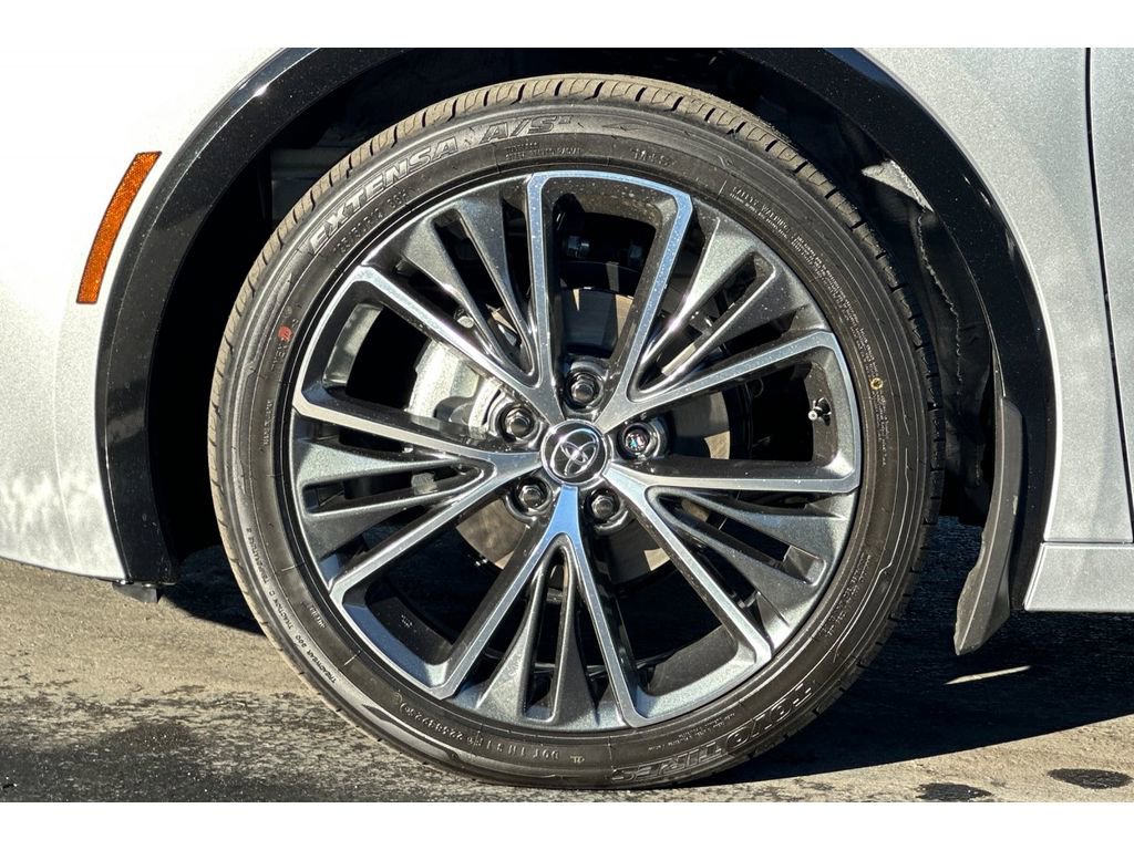 New 2026 Toyota Prius XLE image 30