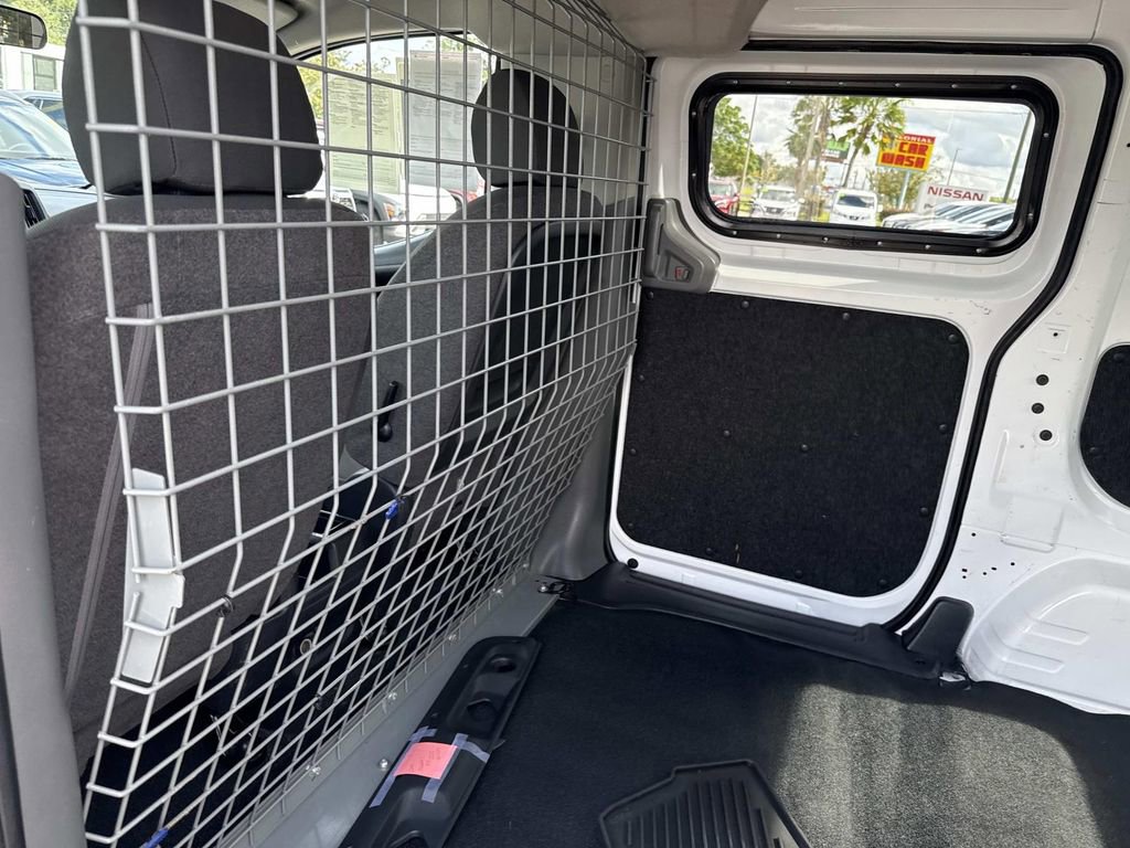 Used 2021 Nissan NV200 SV w/ Back Door Glass Package image 14