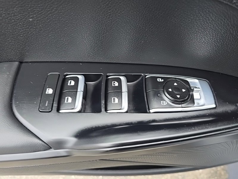 Used 2023 Kia K5 LXS image 21