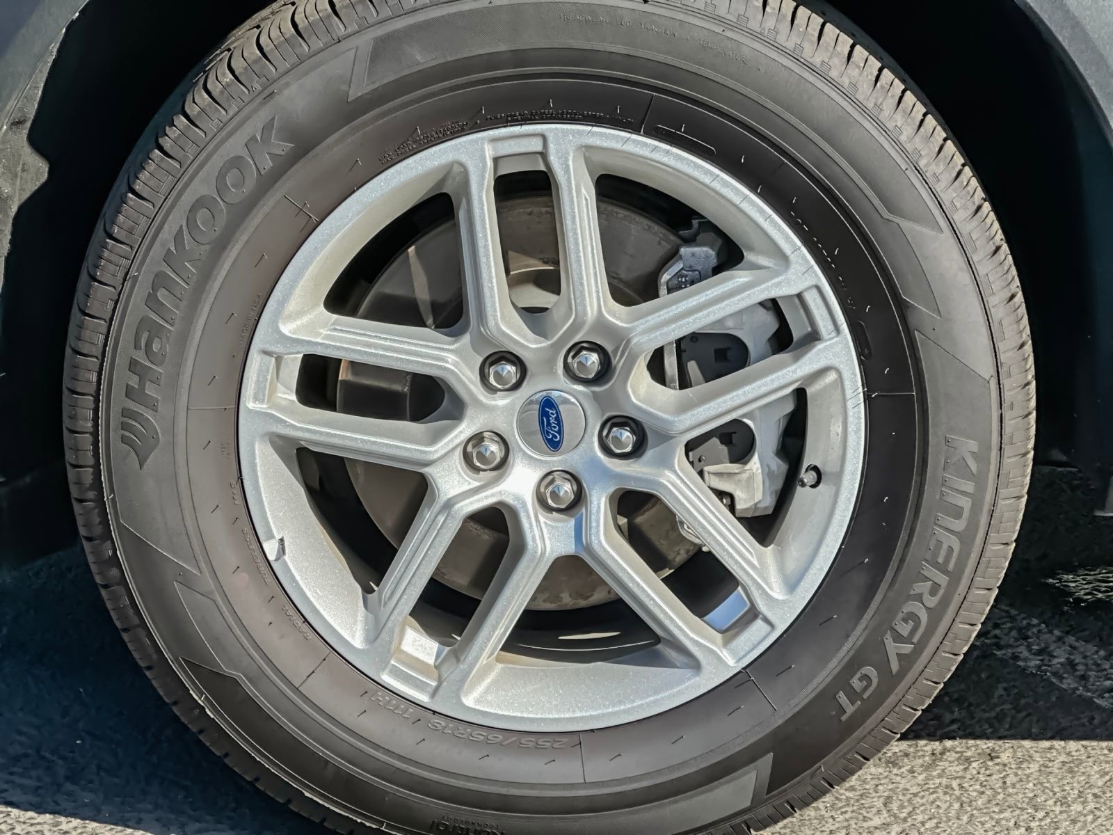 Used 2025 Ford Explorer Active image 27