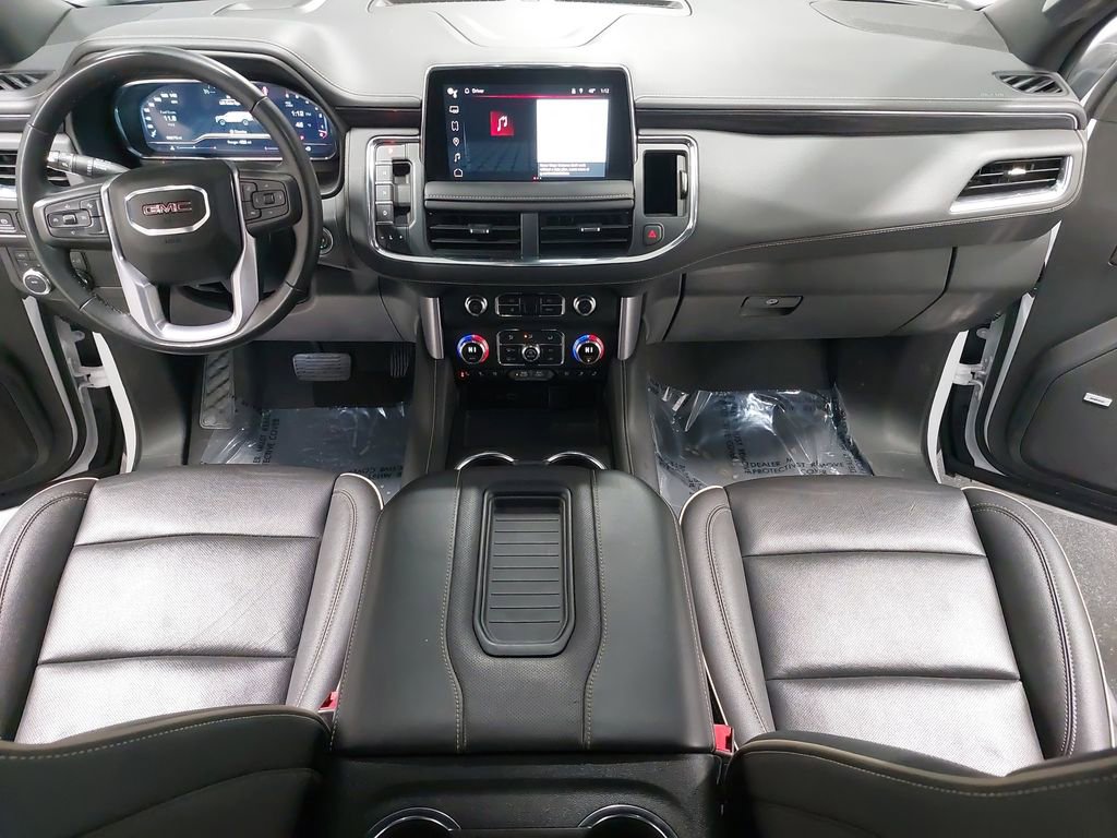 Used 2024 GMC Yukon XL SLT image 9