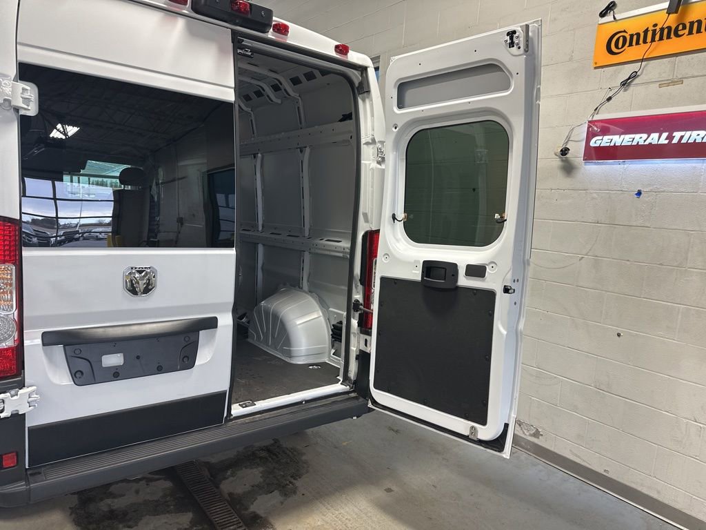 Used 2024 RAM ProMaster 2500 image 8