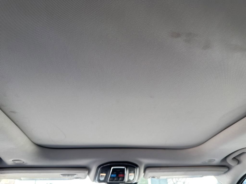 Used 2021 Jeep Grand Cherokee L Limited image 19