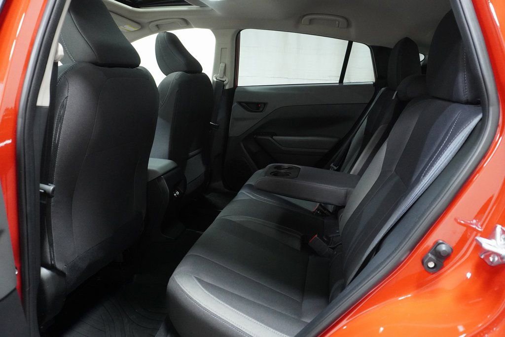 Used 2025 Subaru Crosstrek 2.0i Premium image 12